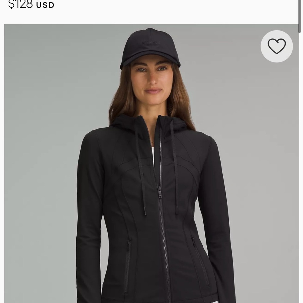 Lululemon black Define Hooded Jacket
Nulu
Size 8